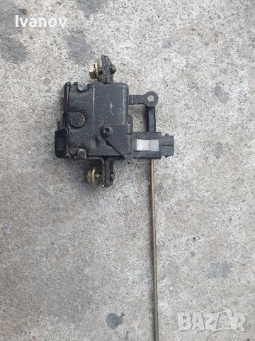 Ключалка заден капак бмв е34 брава машинка централно заключване заден капак бмв е 34, снимка 6 - Части - 41929786