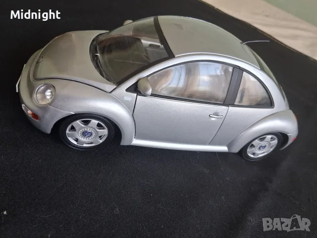 Volkswagen New Beatle 1:18