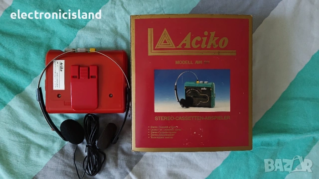 Ретро оригинал стерео касетофон уокмен Aciko AWI 211 - пълен комплект, снимка 2 - Аудиосистеми - 53744850