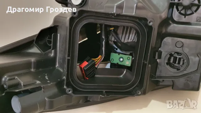 Оригинален десен фар за Renault ZOE / Рено ЗОЕ (2019-2024), снимка 13 - Части - 50383580