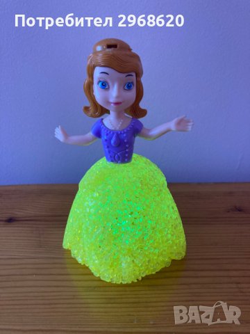 Светеща кукла, снимка 1