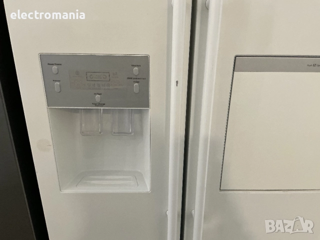 хладилник с фризер Side by Side Samsung HomeBar & selectZone RSH1PTSW, снимка 3 - Хладилници - 51893692