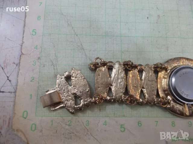 Часовник дамски кварцов работещ, снимка 6 - Дамски - 50366724