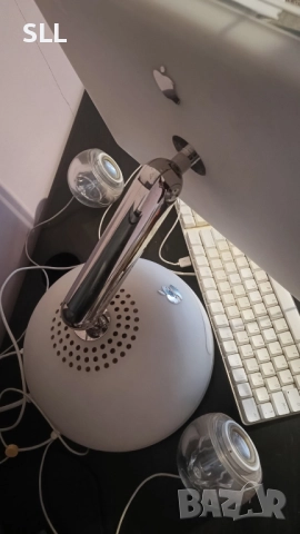 Най-красивият Apple на всички времена Imac G4!, снимка 2 - За дома - 52124493