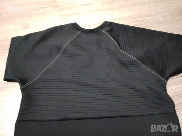 Блуза Nike, снимка 4 - Блузи с дълъг ръкав и пуловери - 52795543