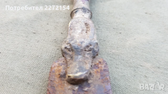 Стара кама с вълчи глави, снимка 4 - Антикварни и старинни предмети - 51279116