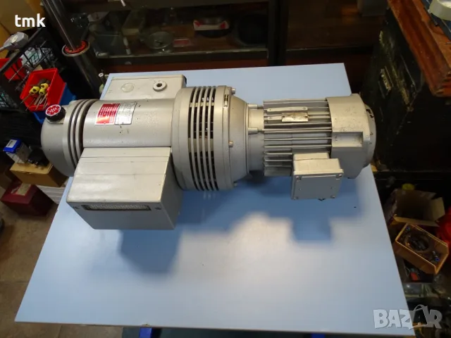 вакуум помпа Rietschle CLFG 41V/03 40m3/h 1.1kW vane vacuum pump