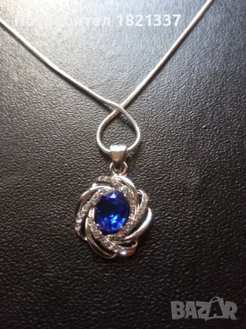 Сребърно колие с кристали , снимка 3 - Колиета, медальони, синджири - 47895937