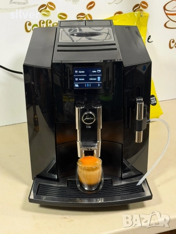 Кафемашина кафе автомат JURA E8 с гаранция, снимка 9 - Кафемашини - 52543915