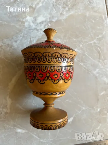 Кутия за бижута от дърво форма на чаша винтидж 