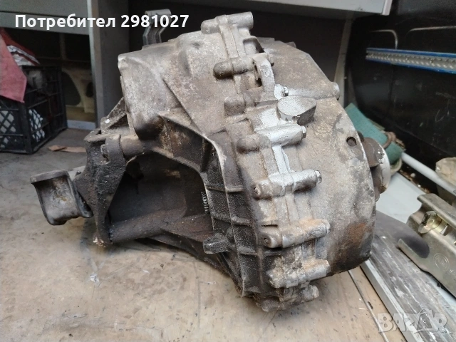 Скоростна кутия за VW T5 2.5 TDI 131 к. с, снимка 3 - Части - 53785732