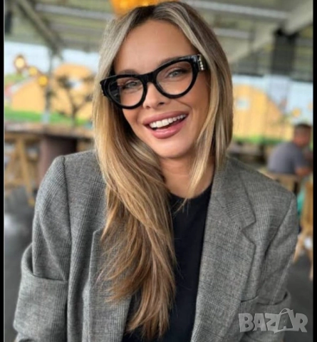 очила с черен обикновен калъф и ув защита ysl saint laurent tom ford bottega veneta, снимка 10 - Слънчеви и диоптрични очила - 52137944