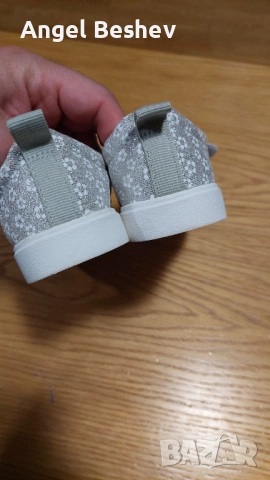 Кецове Clarks за момиче - № 33, снимка 6 - Детски обувки - 53515162