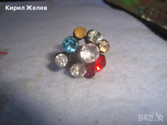 КРАСИВ ВИНТИДЖ РЕТРО - АРТ ПРЪСТЕН ОЛОВЕН ЛАКИРАН с ФАСЕТИРАНИ ЦВЕТНИ КРИСТАЛИ 13912, снимка 8 - Пръстени - 36378013