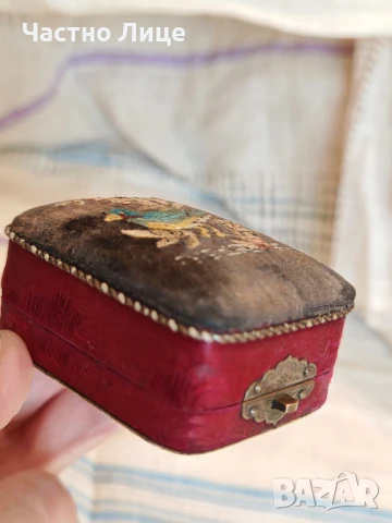 Прекрасна Старинна Княжеска Кутийка за Бижута Пръстени 19 век