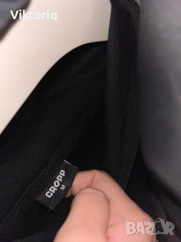 Дамско черно худи, снимка 4 - Спортни екипи - 52878719