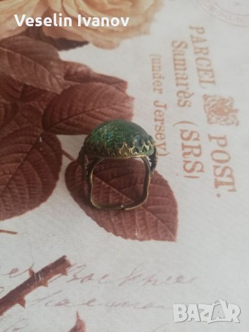 Стар пръстен със зелен камък , снимка 5 - Антикварни и старинни предмети - 35976272