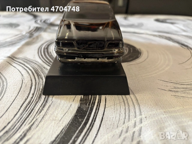 Стъклена количка Volvo, снимка 3 - Колекции - 53757295