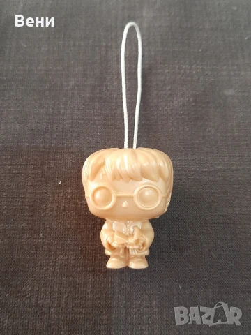 Златен Хари Потър