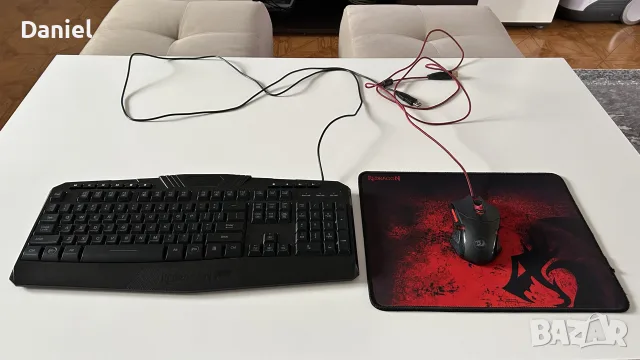 Продавам Геймарска Клавиатура с мауспат и мишка на Red Dragon