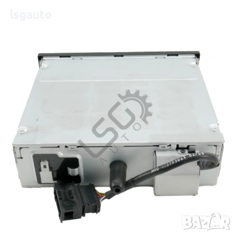 CD чейнджер Volkswagen Passat (B6) 2005-2011 ID: 157769, снимка 2 - Части - 53279905