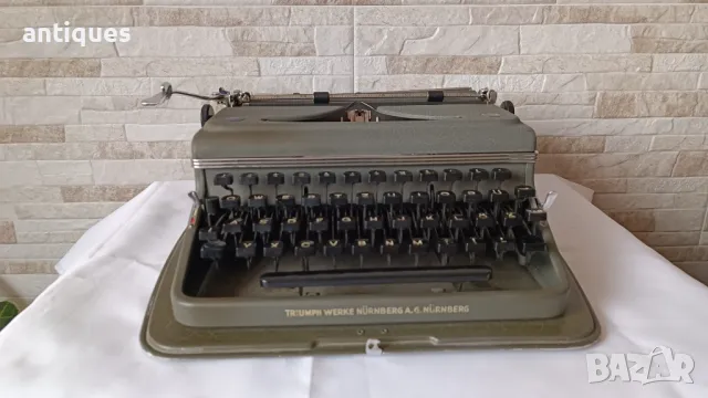 Стара пишеща машина TRIUMPH Perfekt - Germany - 1940" година, снимка 9 - Антикварни и старинни предмети - 50068408