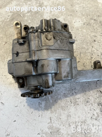 Маслена помпа за Jeep Grand Cherokee 3.0 CRD (2006) A6421810547, OM642, снимка 3 - Части - 53524349