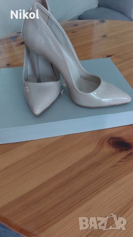 Обувки на висок ток, снимка 1 - Дамски елегантни обувки - 40841064