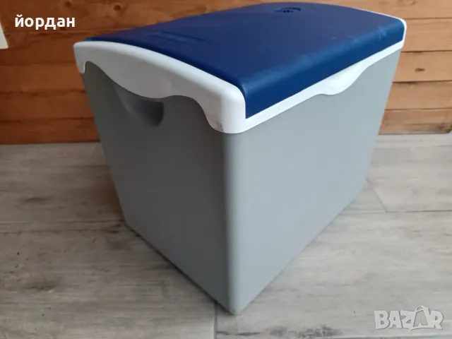 Хладилна чанта Coleman 12/220 волта, снимка 4 - Хладилни чанти - 49765275