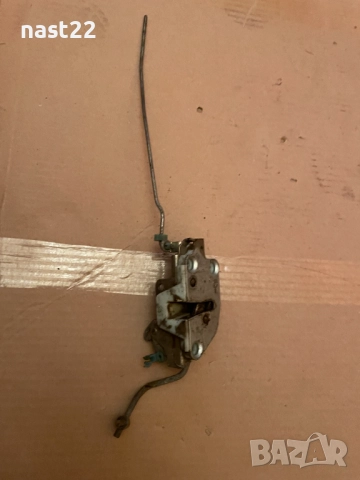 Дясна брава за врата Сузуки Самурай, снимка 2 - Части - 52343847