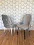 Трапезни столове с конструкция от масив и фина кадифена тапицерия., снимка 3