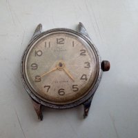 Неработещ часовник ВОЛНА , снимка 1 - Антикварни и старинни предмети - 44258802