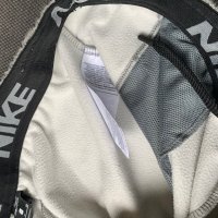 Nike екип горница и долница.размер Л, снимка 4 - Спортни дрехи, екипи - 41671926