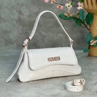 Balenciaga чанта, снимка 4 - Чанти - 40339933