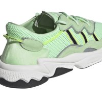 маратонки  adidas Originals Ozweego Glow Green номер 43,5-44, снимка 4 - Маратонки - 41717988