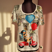 Дамска блуза Moschino , снимка 2 - Тениски - 36249553