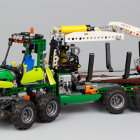 LEGO Technic Forest 2in1 pneumatic, Power Functions motor 1003 части, снимка 9 - Конструктори - 44796488