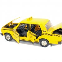 Метални колички: Lada 2107 Taxi - 1:24 (Лада Такси), снимка 5 - Колекции - 35734464