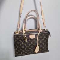  Дамска чанта Louise Vuitton, снимка 4 - Чанти - 44665145
