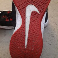 Баскетболни кецове Nike, снимка 4 - Кецове - 41448391
