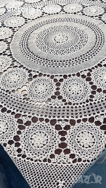 Красива плетена покривка цвят екрю 165см, снимка 1