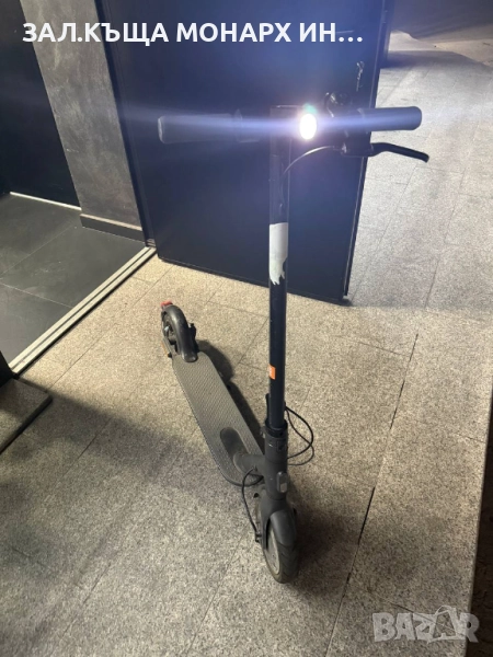 Електрическа тротинетка Xiaomi Mi Scooter Essential/+зарядно, снимка 1