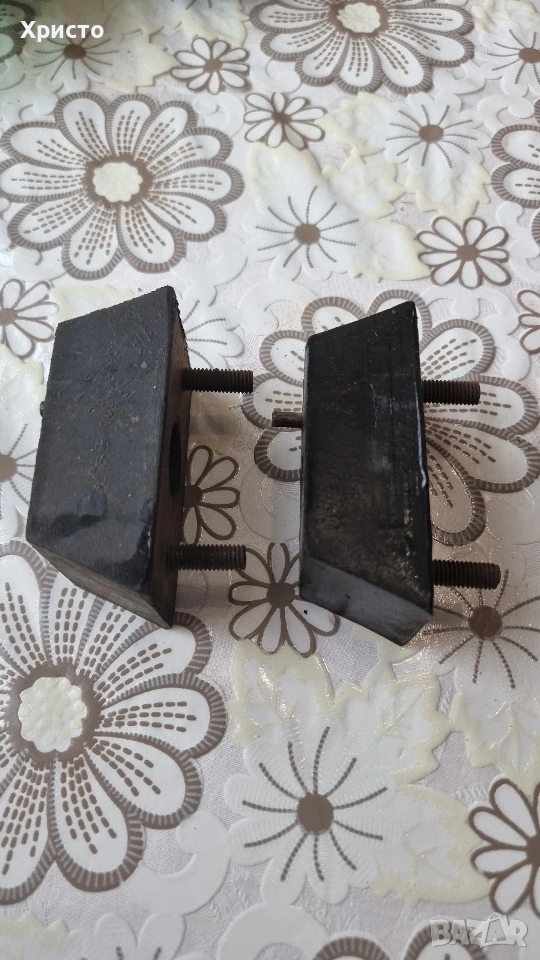 Тампони двигател газ 24, снимка 1