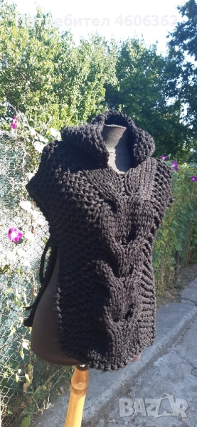ръчно изплетено детско пончо , снимка 1