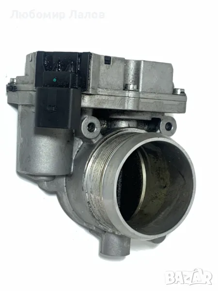 Дроселова клапа за Ауди Audi A4,A5,A6,A8,Q5,Q7  4E0145950C , снимка 1