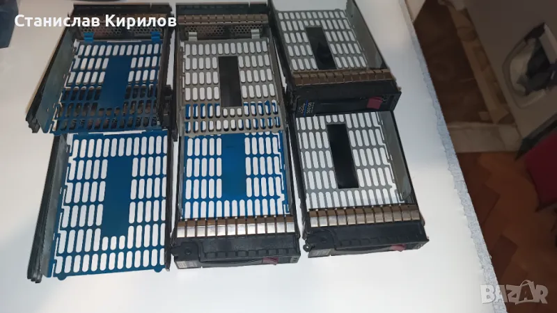 Продавам кадита за 3,5" SAS дискове за сървър HP G4 G5 G6 G7, снимка 1
