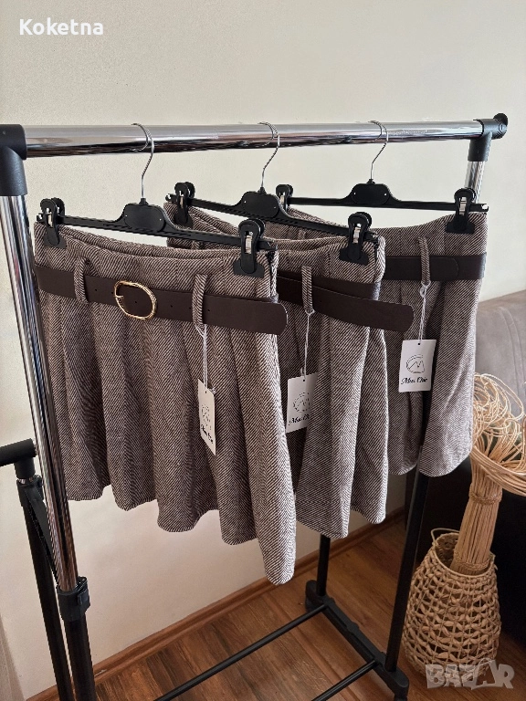 Дамска къса пола, снимка 1