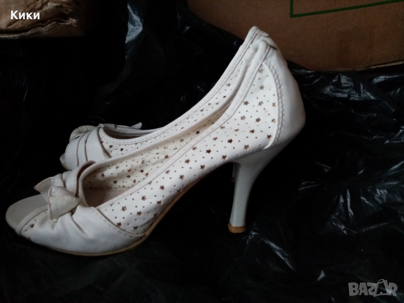 Летни бели обувки на ток(сватба или др. поводи) , снимка 1