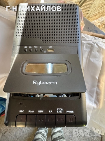 Радио касетофон, снимка 2 - Радиокасетофони, транзистори - 52125993