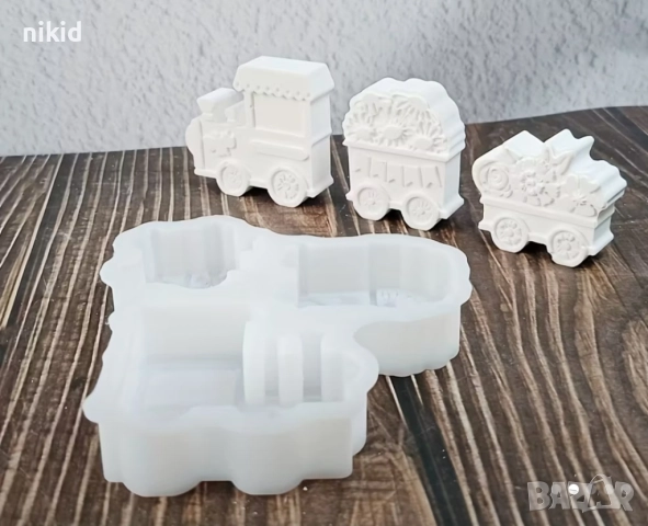 3D 3 Коледен Вагон вагони влак локомотив силиконов молд форма фондан смола шоколад гипс декор, снимка 2 - Форми - 52298680
